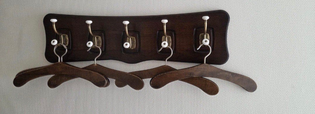 kapstok met hangers

breedte 85cm
hoogte 23 cm, Onbekend, Onbekend, Metaal, Ophalen