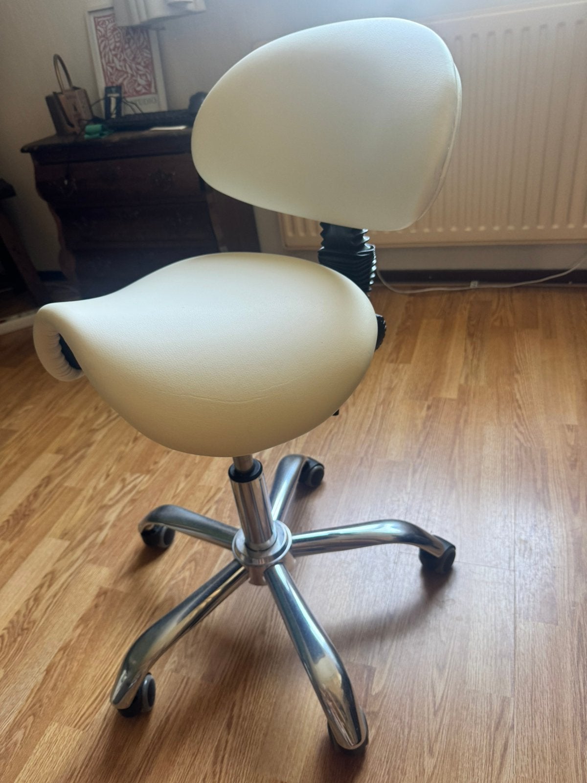 Witte zadel bureau stoel, Huis en Inrichting, Bureaustoelen, Ophalen, Zo goed als nieuw, Wit