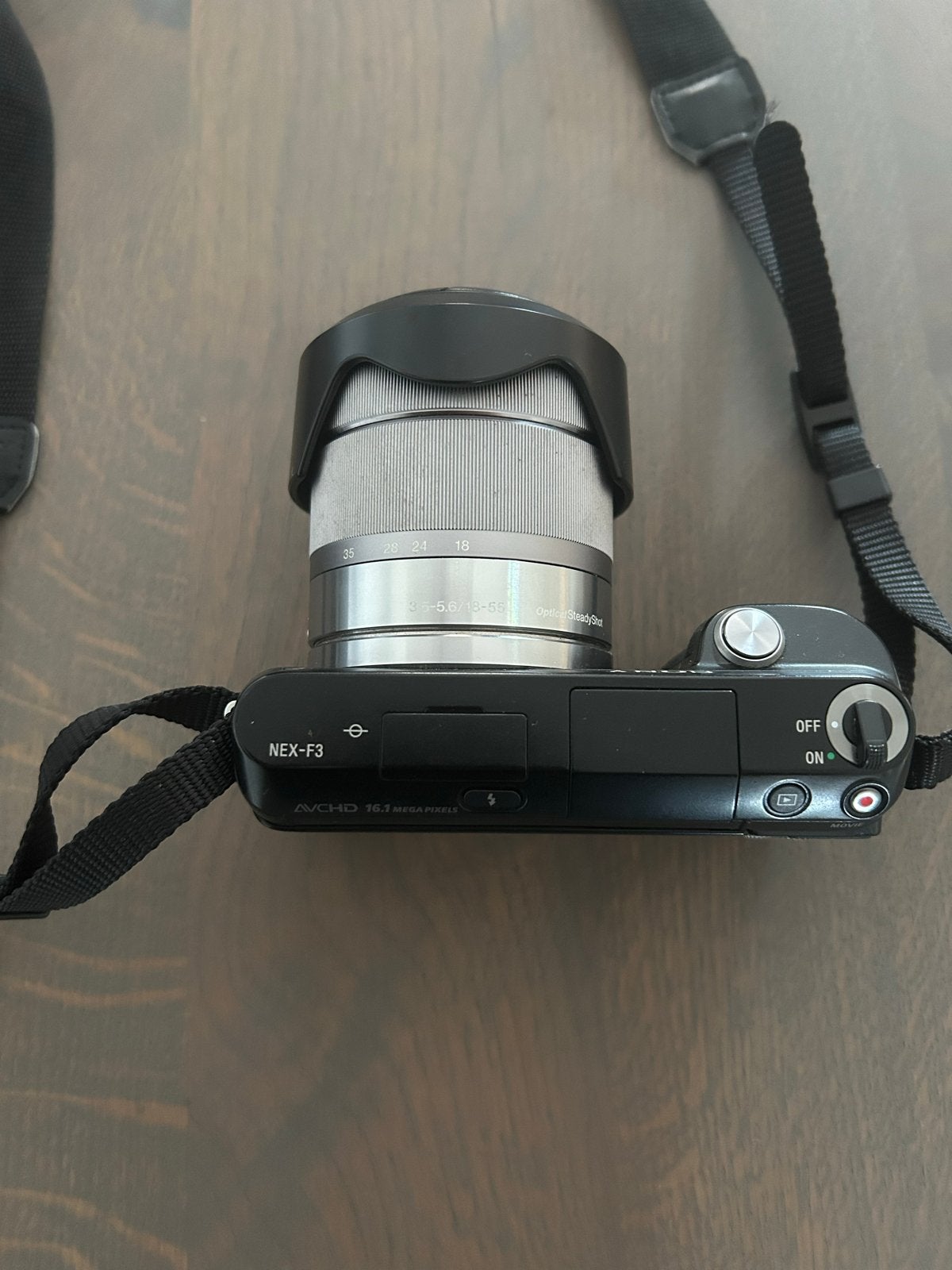 Sony NEX-F3 Systeemcamera met 18-55mm lens en accessoires, Audio, Tv en Foto, Fotocamera's Digitaal, Gebruikt, 4 t/m 7 keer, Accu