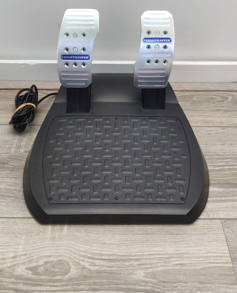 Thrustmaster T300 Pedalen (2-Pedal Pedal Set) Twee pedalen, Spelcomputers en Games, Ophalen of Verzenden, Gebruikt, Stuur of Pedalen