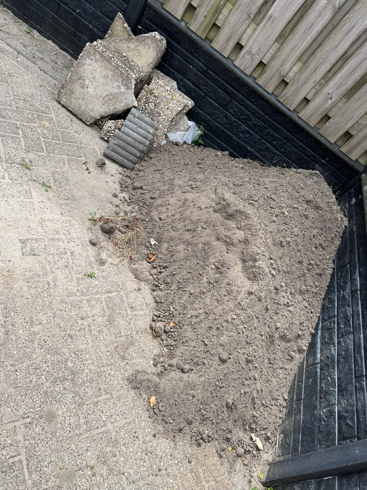 Wit en zwart zand gratis af te halen, Ophalen, Gebruikt, Ophoogzand