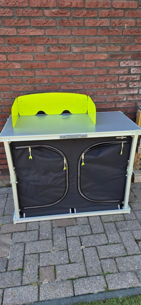 Brunner kampeerkast / keuken, Caravans en Kamperen, Ophalen, Gebruikt, Campingkast