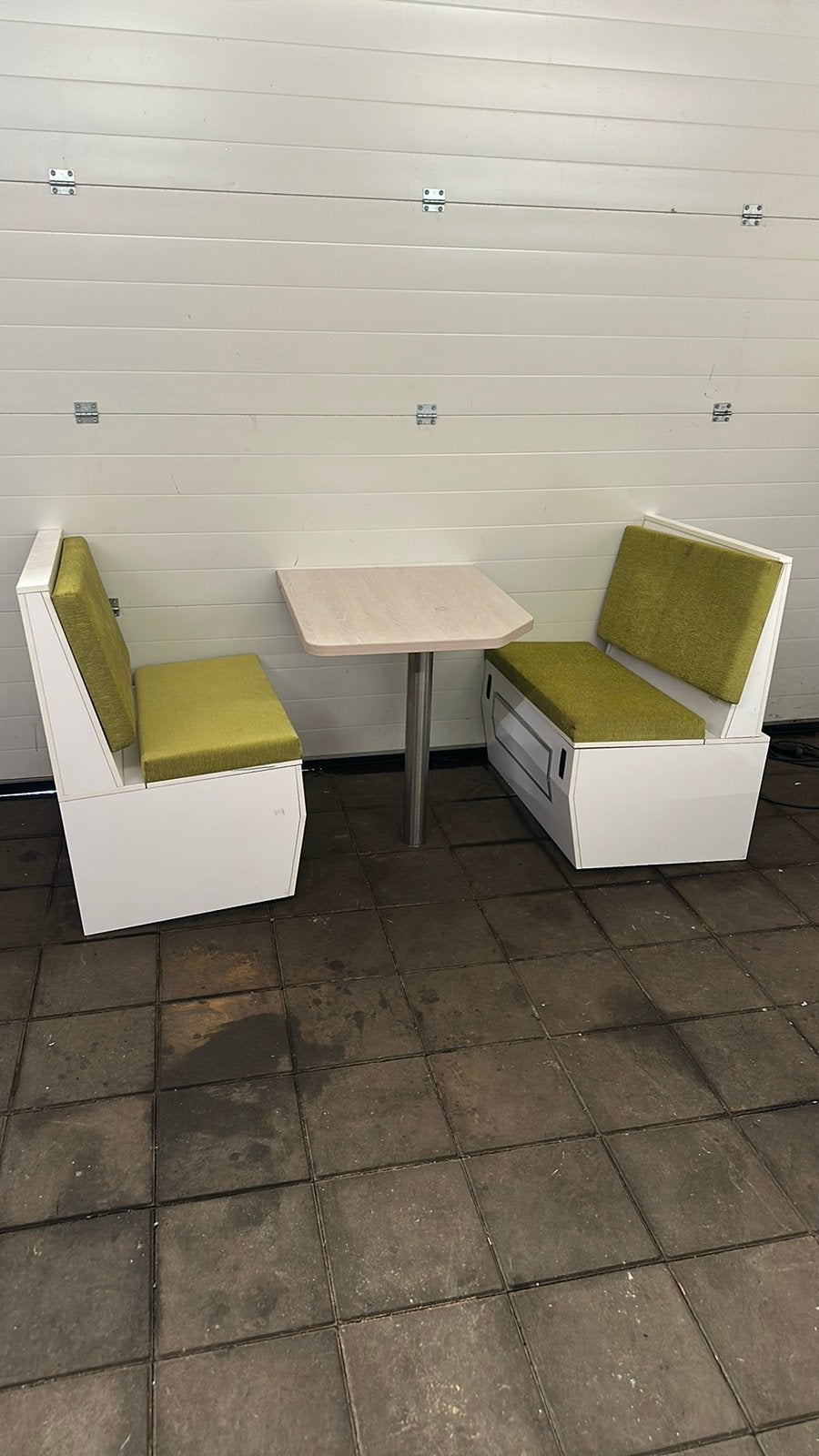 Bankjes + tafel zelfbouw camper, Caravans en Kamperen, Camper-accessoires, ..., Ophalen of Verzenden, Zo goed als nieuw, ...