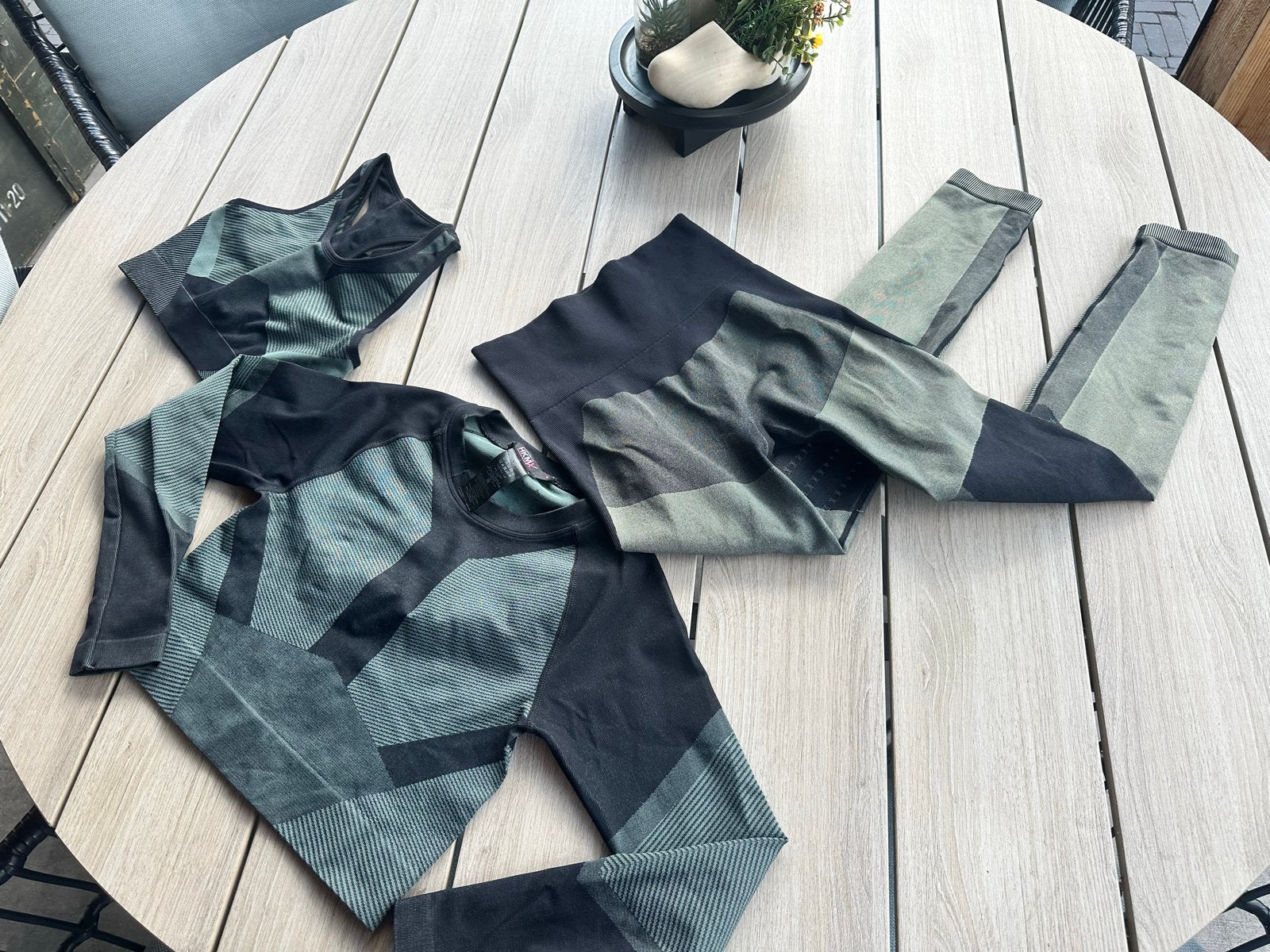 HKMX Sportkleding Set: Legging, Sport-BH en Top, Sport en Fitness, Ophalen of Verzenden, Zo goed als nieuw, Armen, Overige typen
