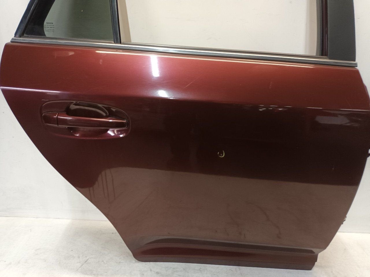 Portier rechts achter Toyota Avensis, Onderdelen@venauto.nl, Van der Ven Autorecycling B.V., Gebruikt, Ettenseweg 76, 4706 PB Roosendaal, The Netherlands