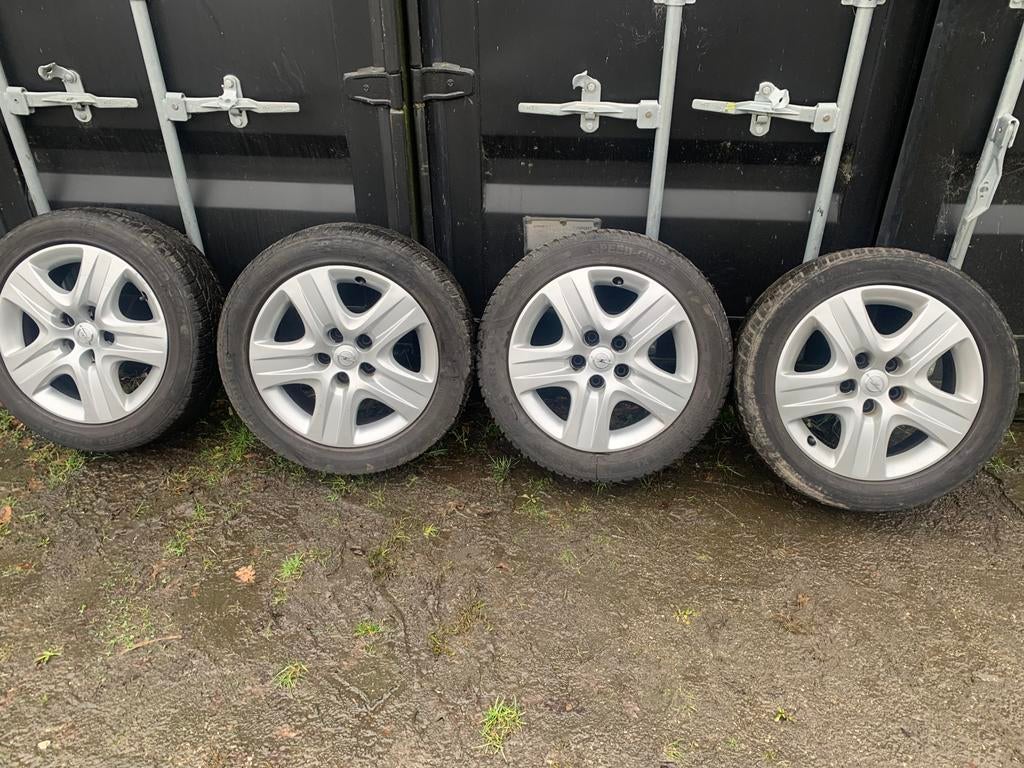 Winterwielen voor opel insignia 17”, Ophalen of Verzenden, Gebruikt