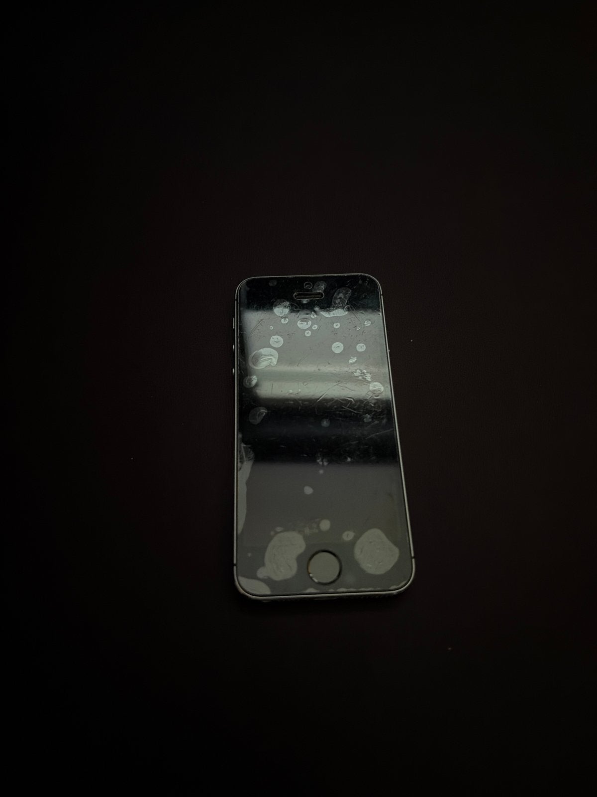 iPhone 5S 16GB - Bubbels op screenprotector, krasjes achterk, Gebruikt, 16 GB, Ophalen of Verzenden, Grijs