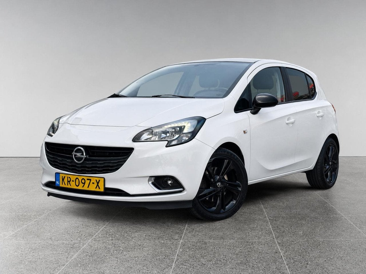 Opel Corsa Color Edition 1.0 Turbo 90pk | TWO-TONE! | APPLE, Auto's, Opel, Dealer onderhouden, Gebruikt, 49 €/maand, Bedrijf