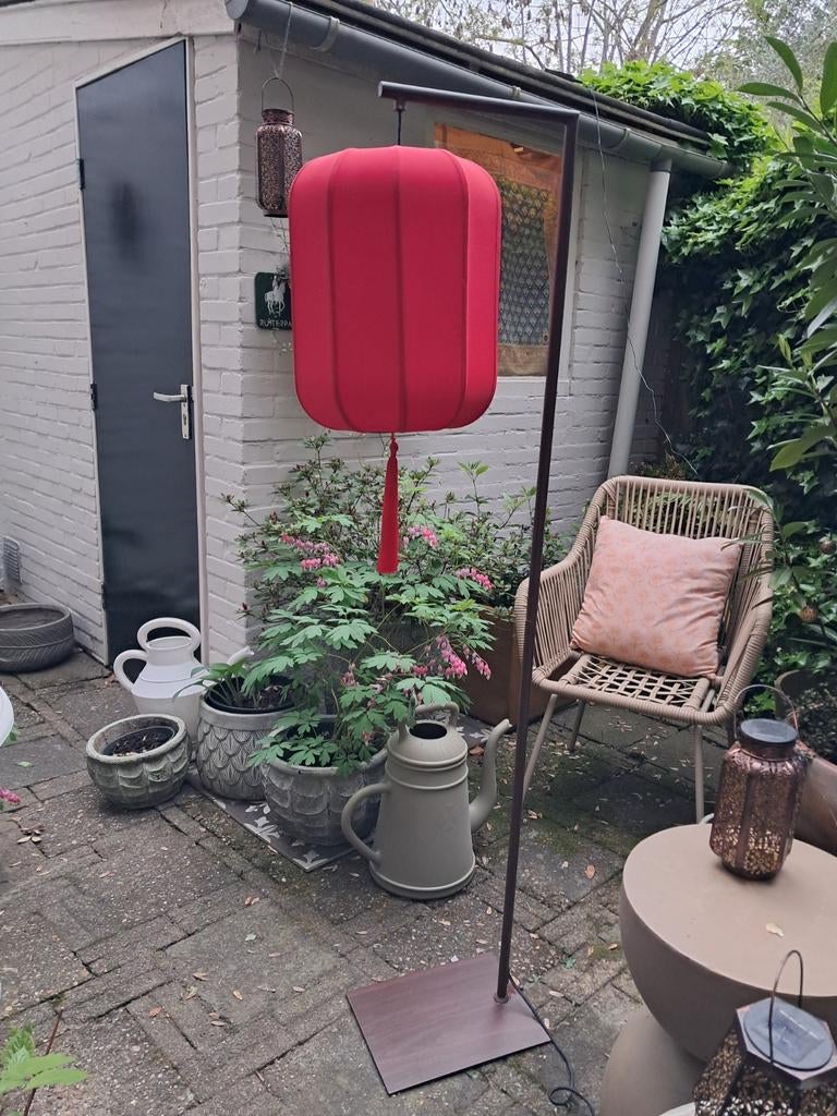 Dutchbone staande lamp - zo goed als nieuw, Modern, Oosters, Ophalen of Verzenden, Zo goed als nieuw, Stof
