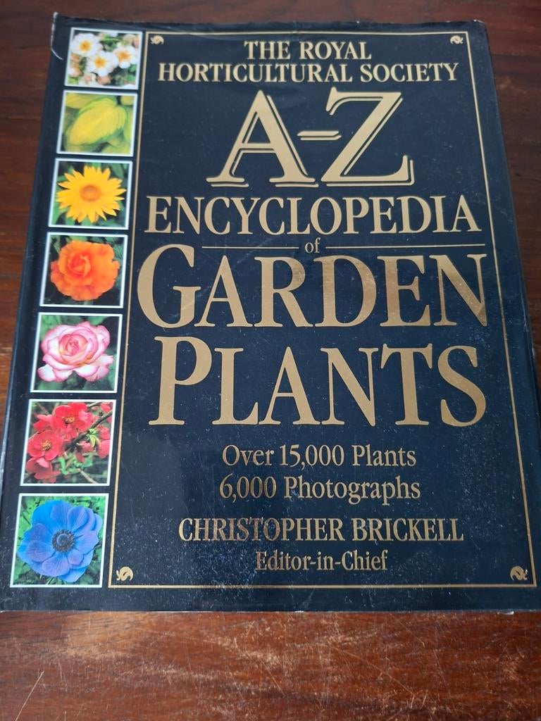 A-Z Encyclopedia of Garden Plants, Ophalen of Verzenden