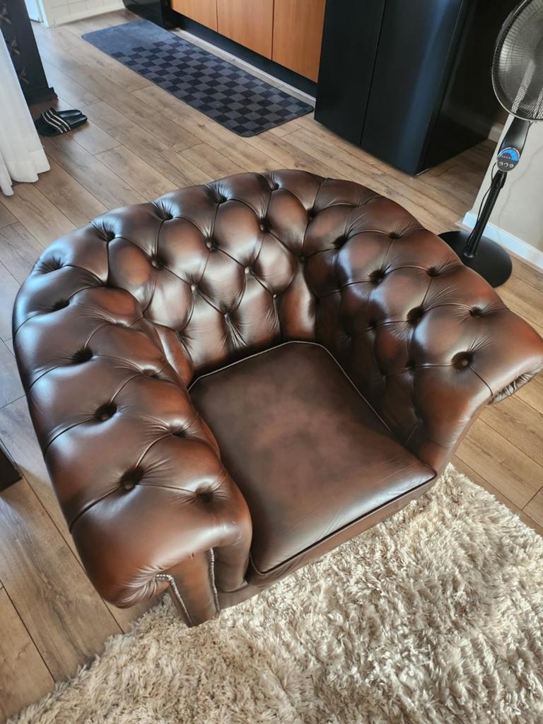 Chesterfield stoel. Zgan, Ophalen