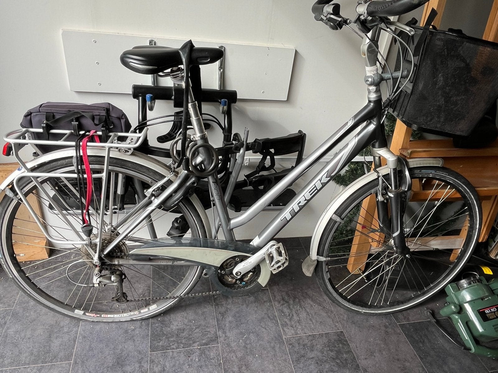 Trek damesfiets - Comfortabel en betrouwbaar, Ophalen, Gebruikt, Velgrem, Versnellingen