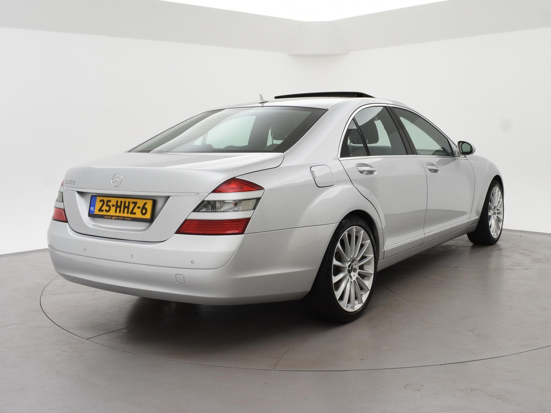 Mercedes-Benz S-klasse 350 AUT. + NACHTZICHT | 20 INCH | SCH, Auto's, Mercedes-Benz, Automaat, 1780 kg, Gebruikt, 10 km/l