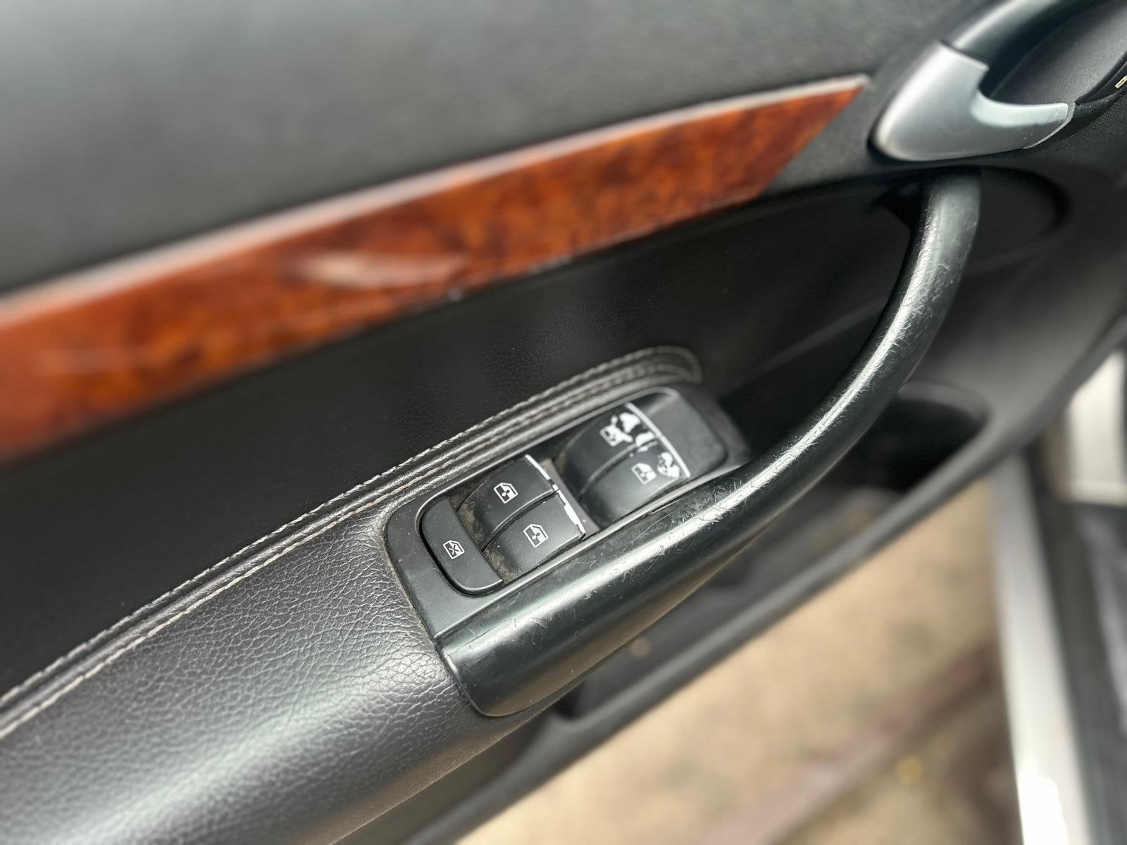Cadillac BLS 1.9 D | Automaat | Carplay | Navi | Leer | Xeno, Auto's, Cadillac, Dealer onderhouden, Gebruikt, Zwart, 4 cilinders