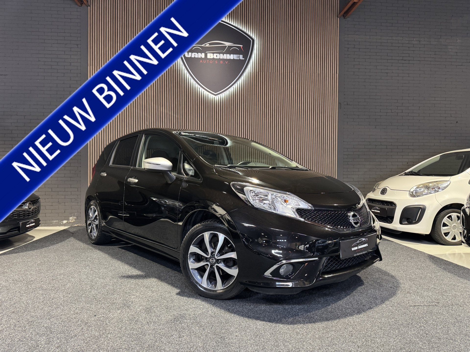 Nissan Note 1.2 DIG-S N-TEC ClimaC.CruiseC.Navi.Camara.LMV!, Auto's, Voorwielaandrijving, Stof, Gebruikt, Zwart
