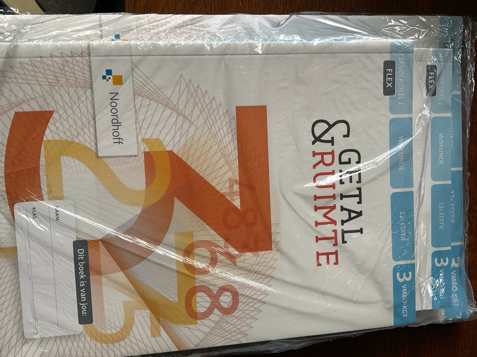 Getal & Ruimte 3vmbo-kgt flex 12e editie deel 1, 2 + werkboe, Ophalen of Verzenden, Zo goed als nieuw, VMBO, Wiskunde A