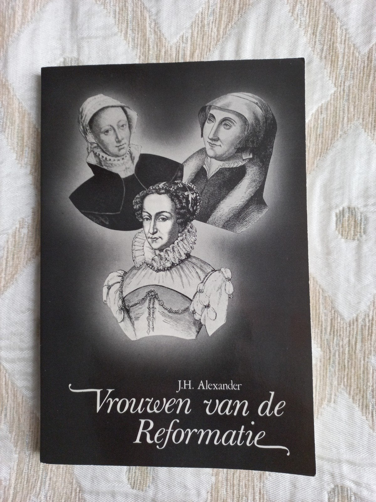 Vrouwen van de Reformatie, Ophalen of Verzenden, Zo goed als nieuw, Christendom | Katholiek