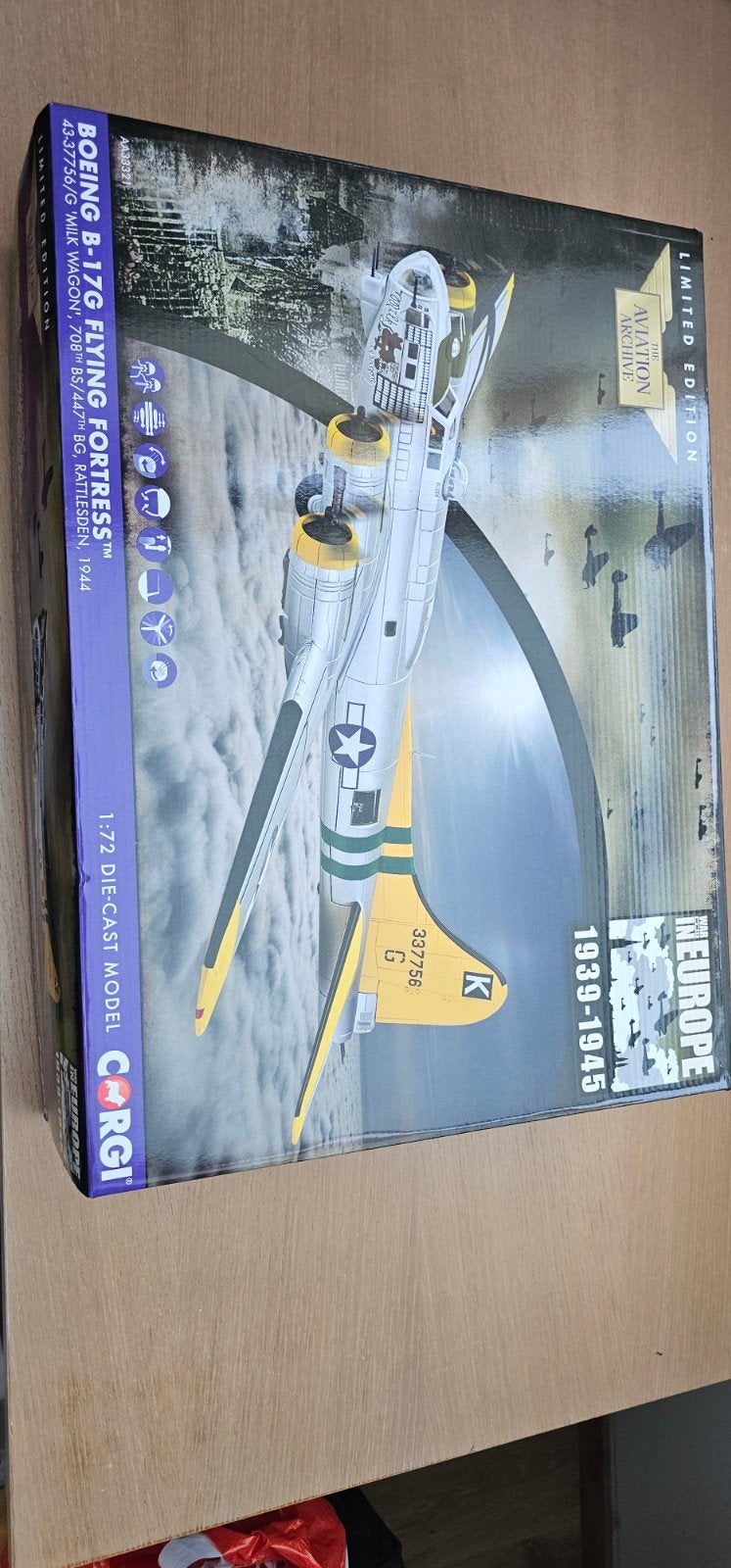 Corgi Aviation Archive B-17, Overige merken, 1:72 tot 1:144, Nieuw, Ophalen of Verzenden