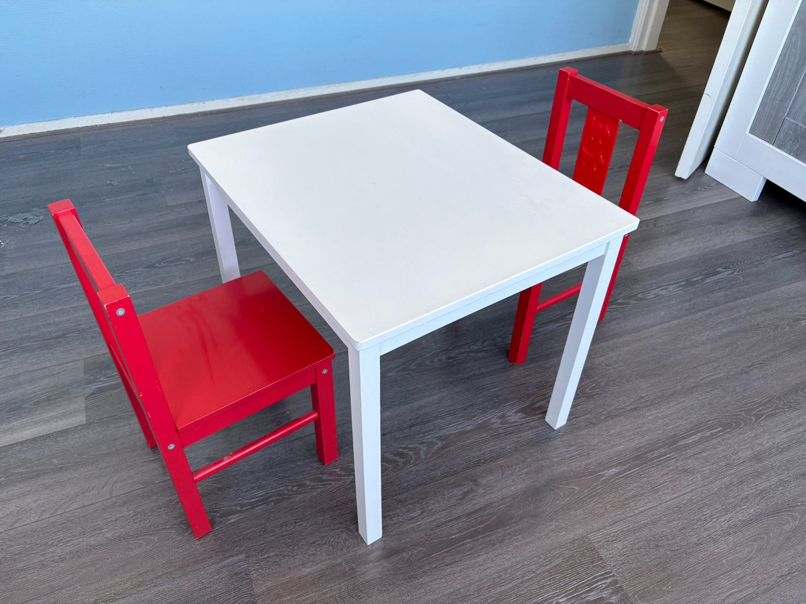 Ikea kinderstoeltjes met tafel, Ophalen, Gebruikt