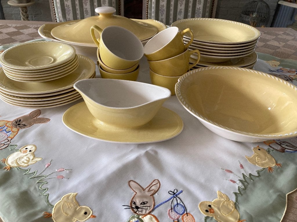 Geel koffie- en eetservies voor 6 personen, Ophalen of Verzenden, Gebruikt, Overige stijlen, Compleet servies