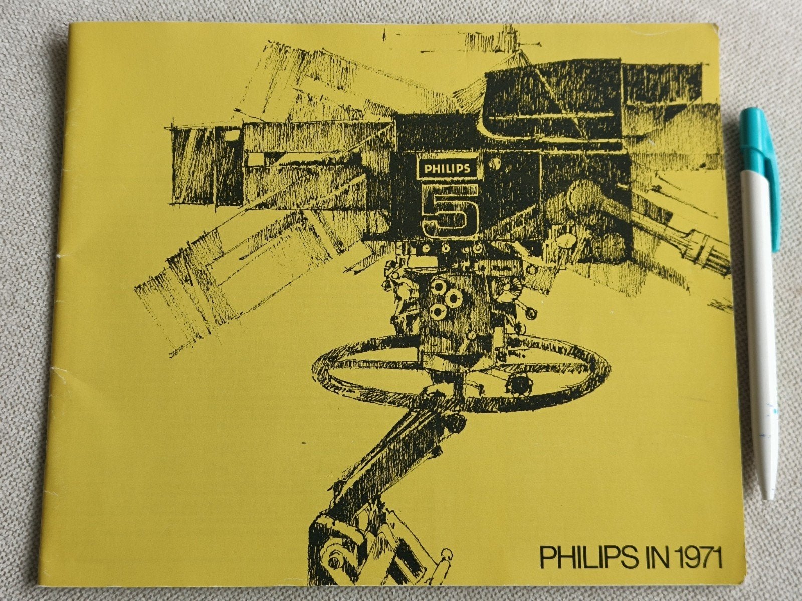 PHILIPS IN 1971, VERSLAG RESULTATEN E.D., Boeken, Ophalen of Verzenden, Gelezen