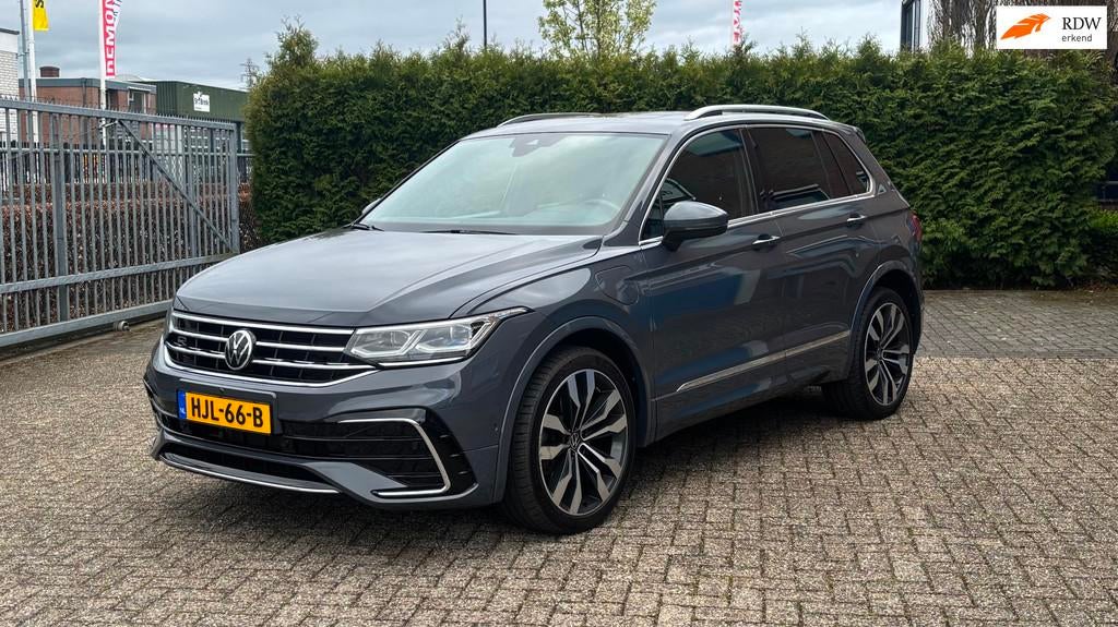 Volkswagen TIGUAN 1.4 TSI eHybrid R-Line Business+, 360•,, USB, 4 cilinders, 150 pk, Hybride Elektrisch/Benzine