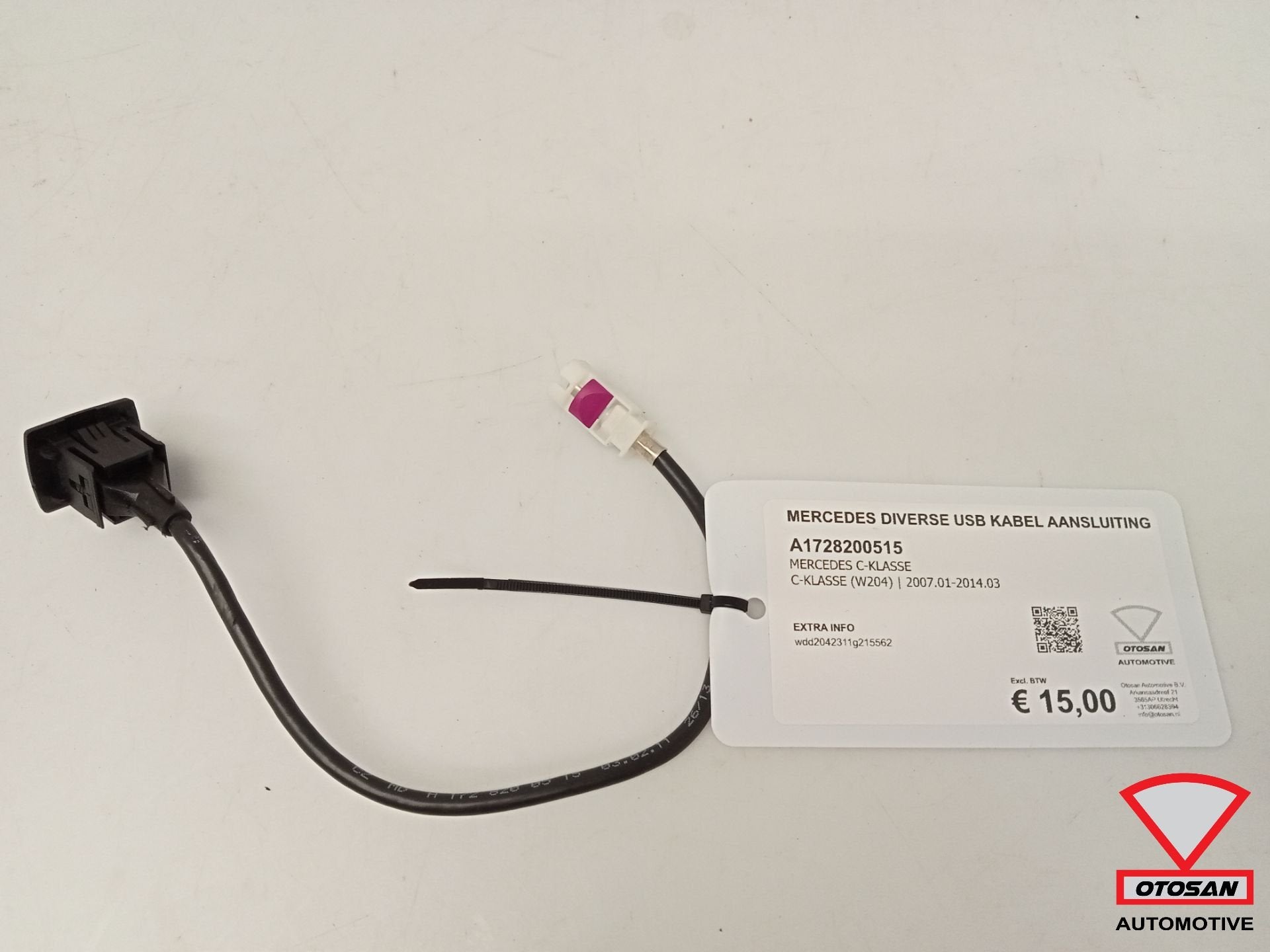 Mercedes Diverse USB Kabel Aansluiting A1728200515, Gebruikt, Mercedes-Benz AG, Mercedes-Benz, Ophalen of Verzenden