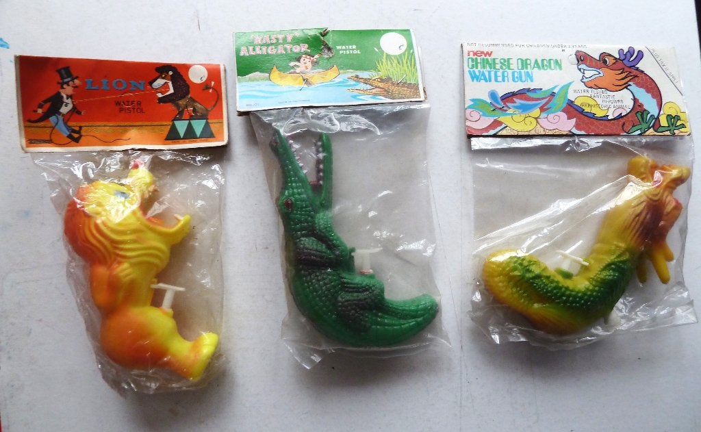 Vintage waterpistooltjes Made in Hong-Kong MIB jaren 60-3 x, Ophalen of Verzenden