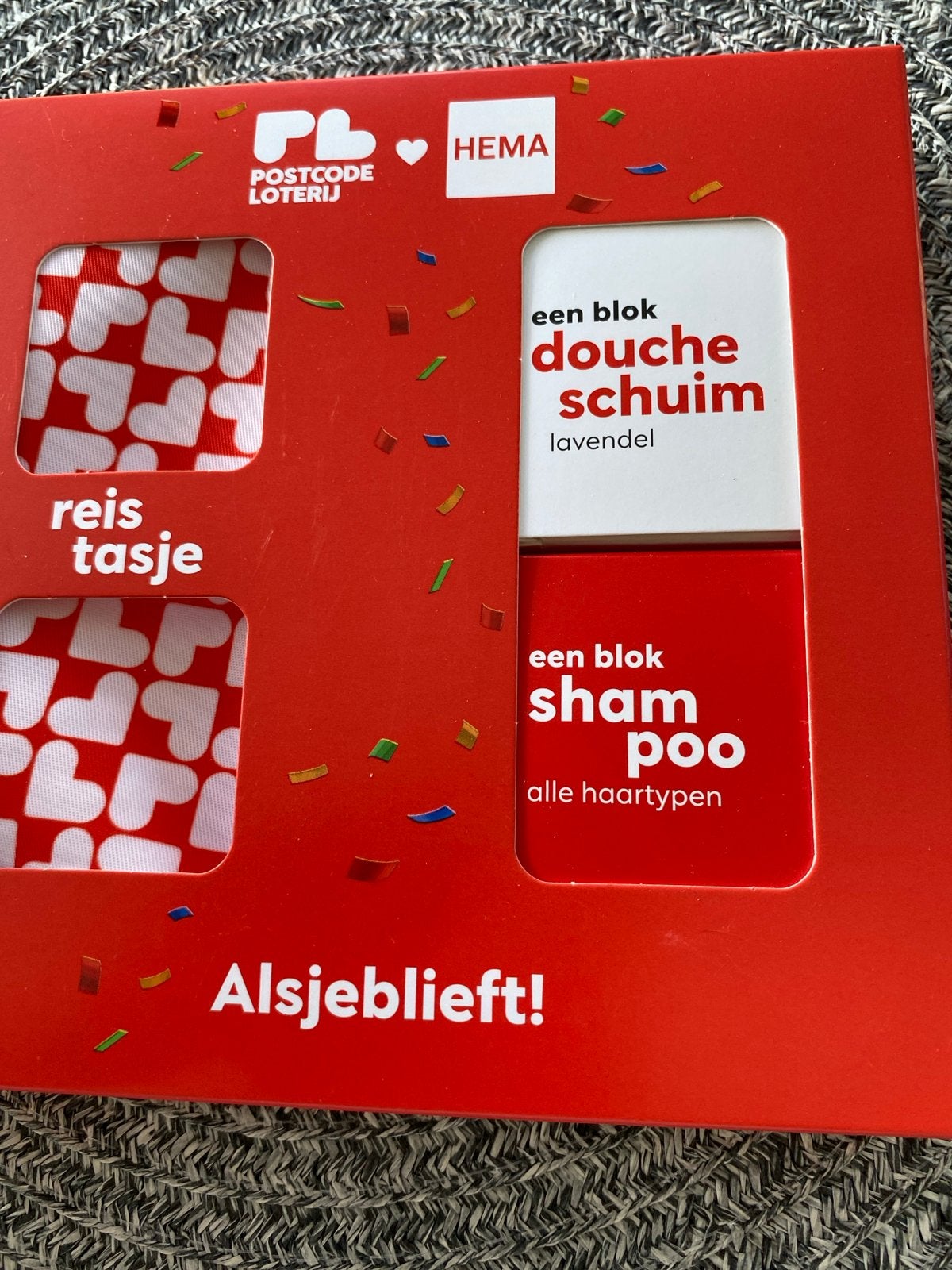 Hema Postcode Loterij Reistasje Doucheschuim Shampoo, Ophalen, Nieuw, Rood, Heer of Dame