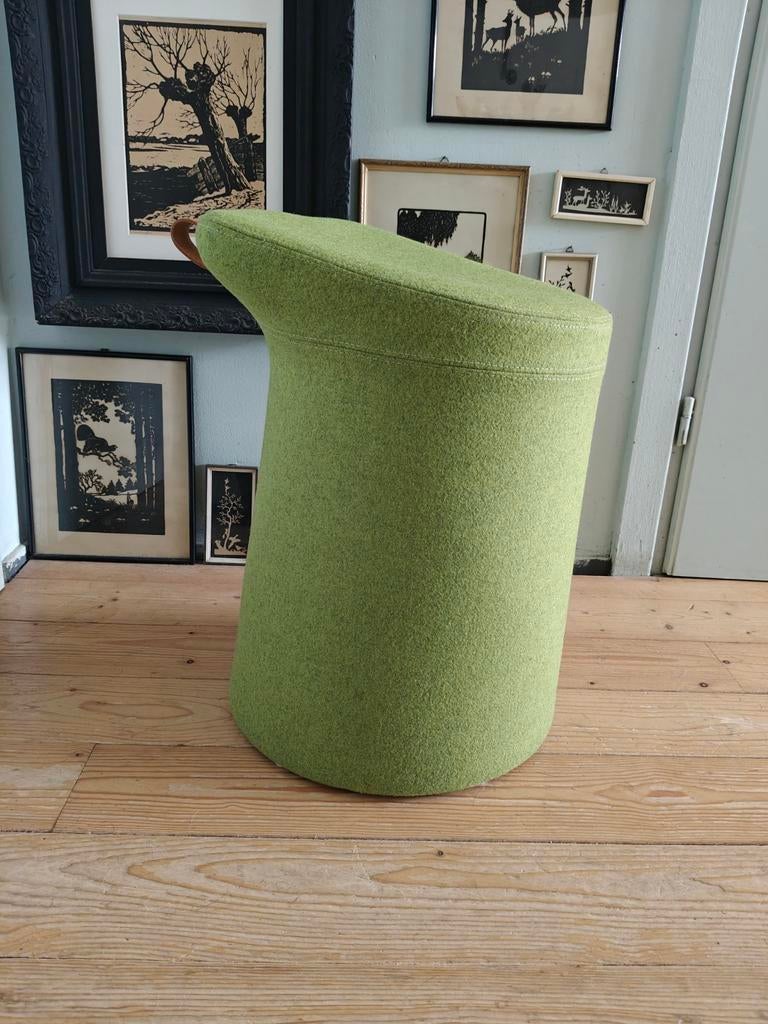 Artifort Lilla lila appelgroene poef of kruk, Ophalen, Minder dan 50 cm, Modern Design, Rond