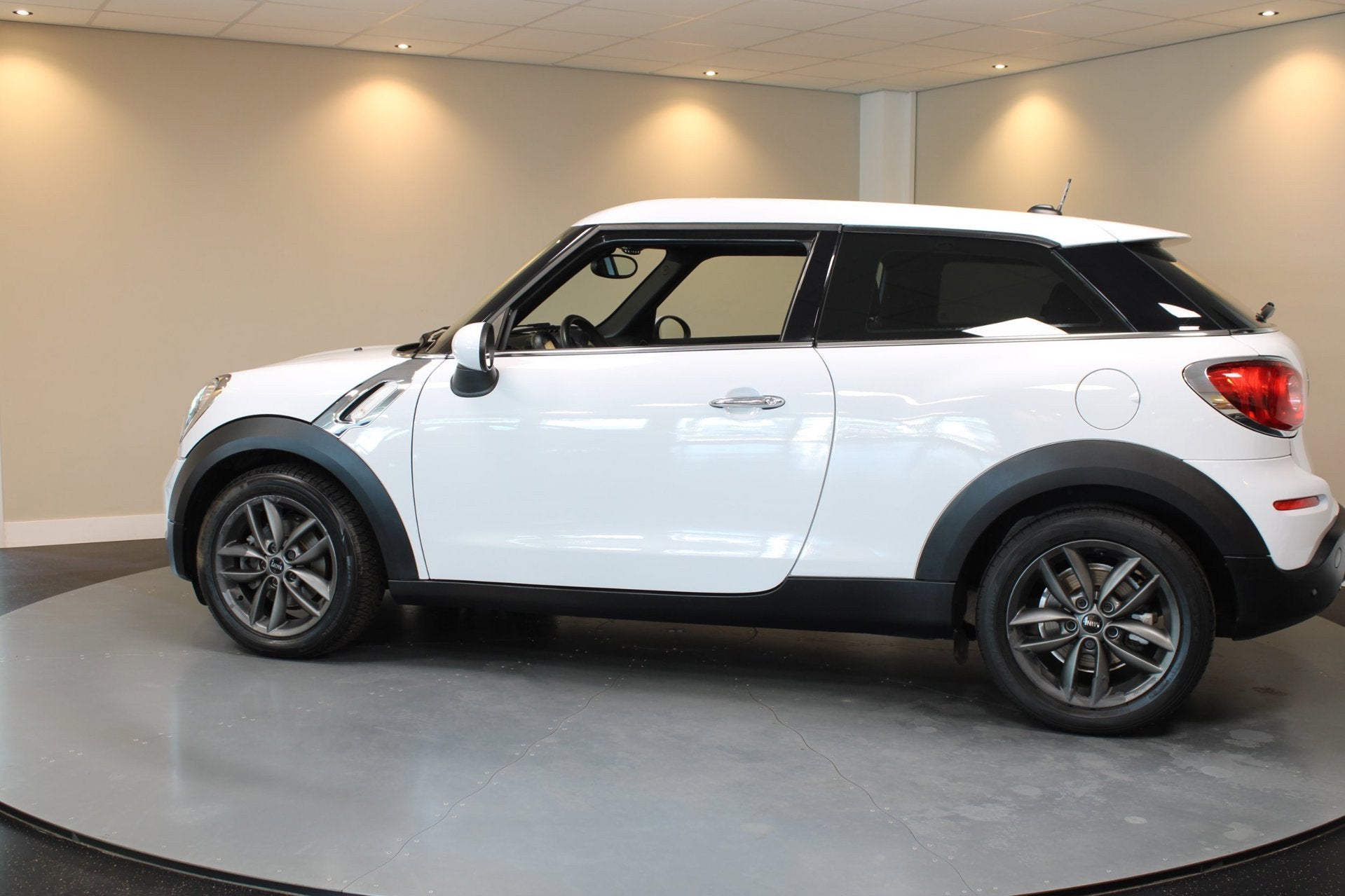 Mini Paceman 1.6 Cooper Chili *Luxe Leder!* Stoelverw.|Navi|, Auto's, Mini, Voorwielaandrijving, Gebruikt, Euro 6, 4 cilinders