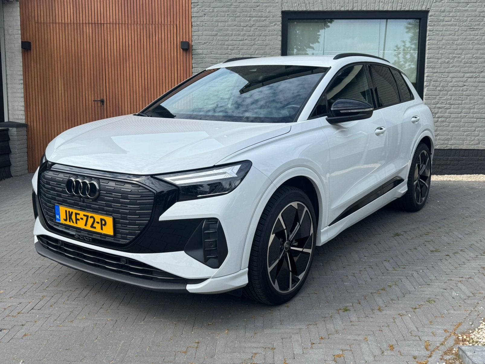 Audi Q4 e-tron 35 - S-Line - lage bijtelling - Allseason, Auto's, Audi, Particulier, Q4 e-tron, ABS, Airbags, Airconditioning
