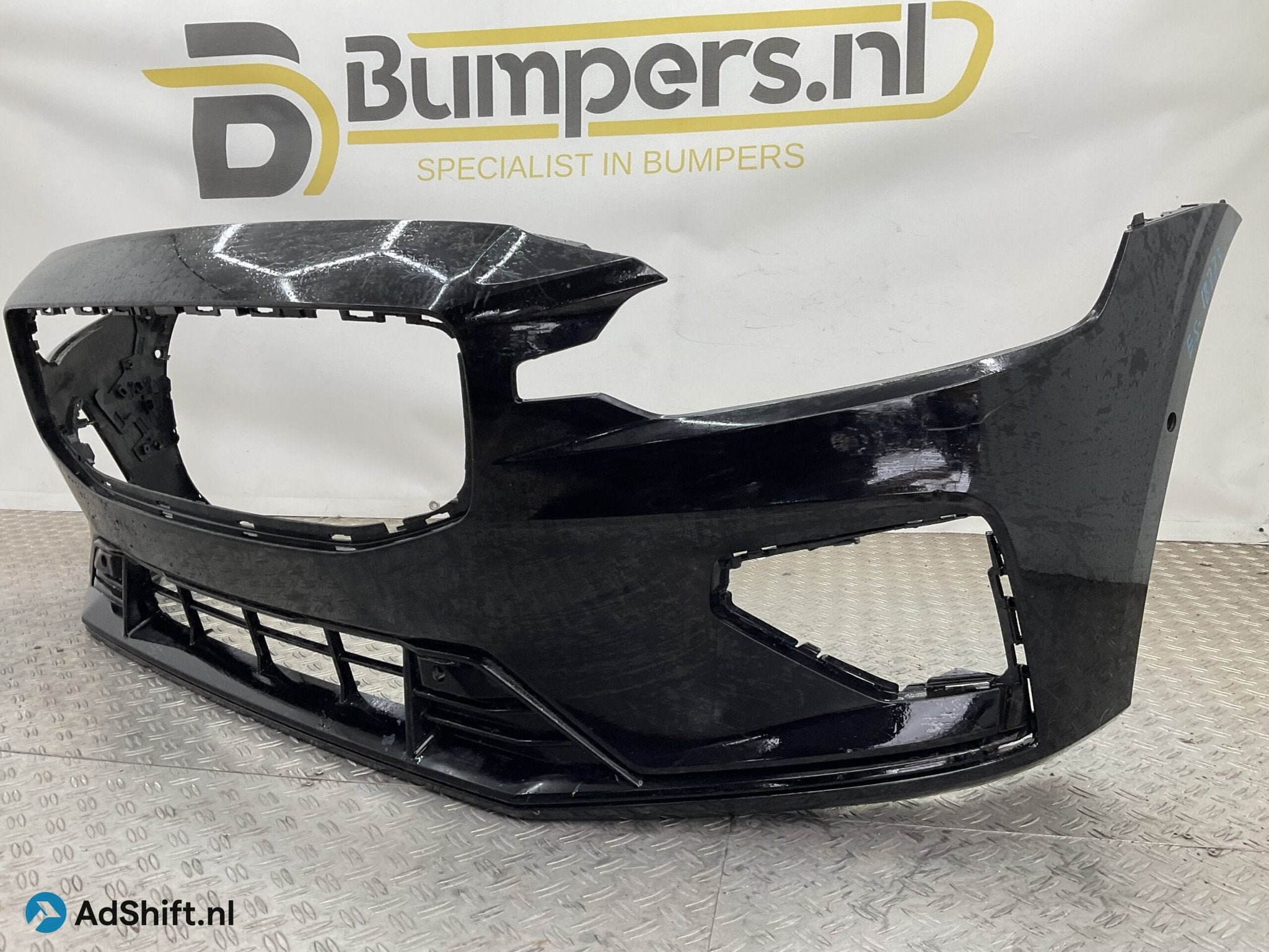 Bumper Volvo V60 S60 Rdesign R-Design 18- 31690530 Voorbumpe, Auto-onderdelen, Carrosserie en Plaatwerk, Bumper