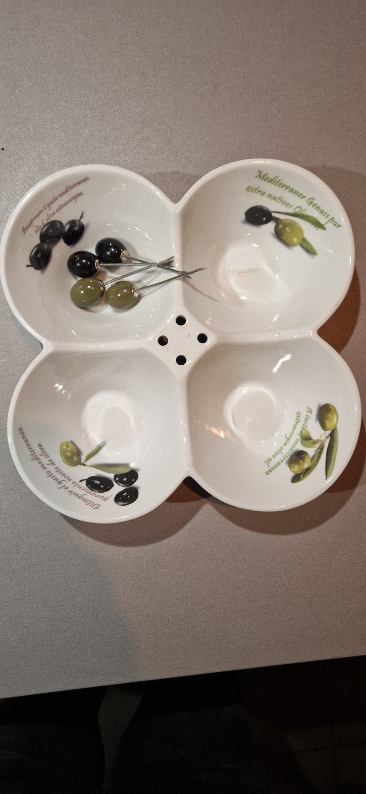 Schaal met vakjes voor tapas of borrel - Olijf design, Ophalen