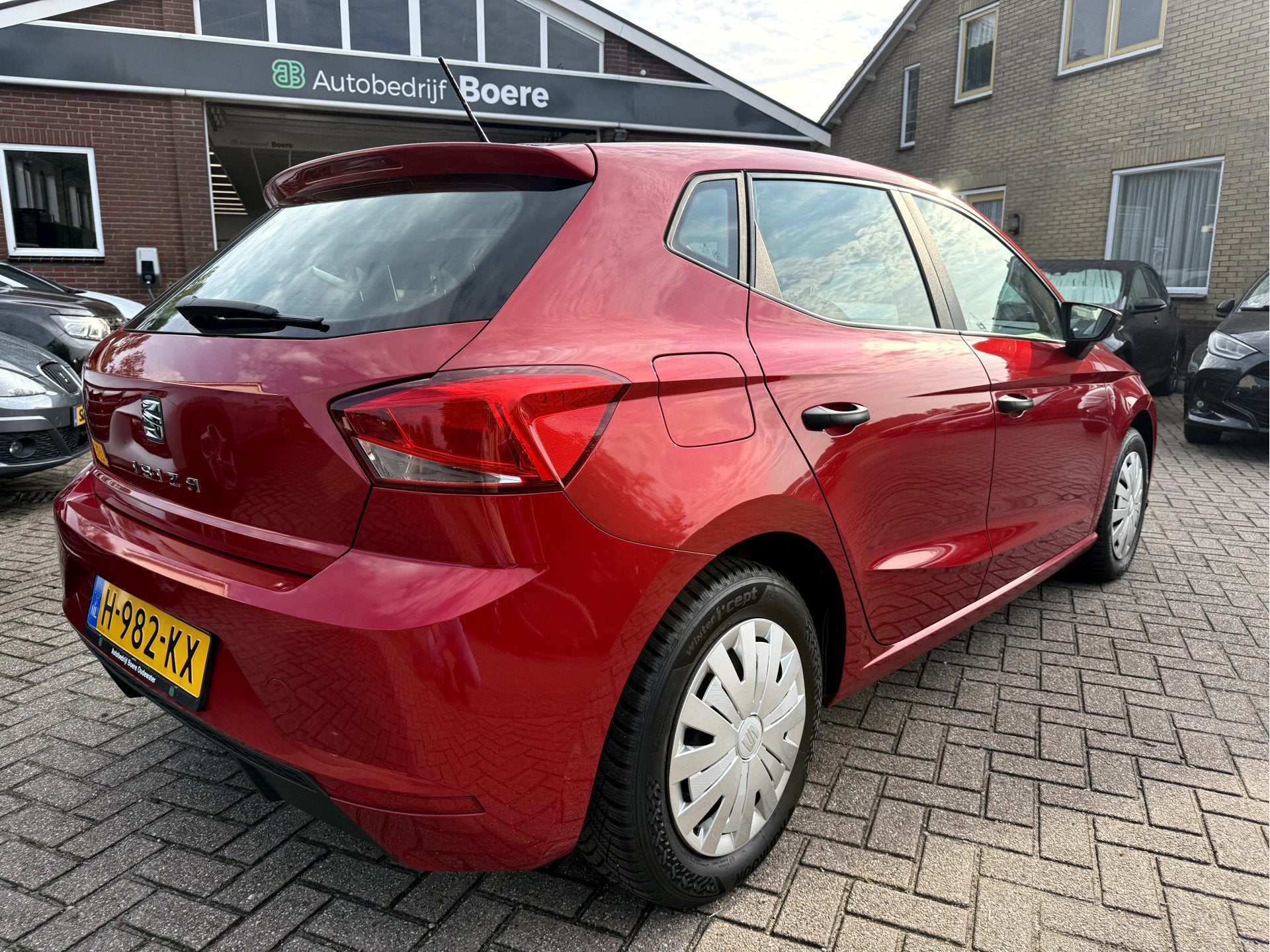 SEAT Ibiza 1.0 MPI Reference Airco, Stoelverwarming, Cruise, Stof, Euro 6, 540 kg, 82 pk