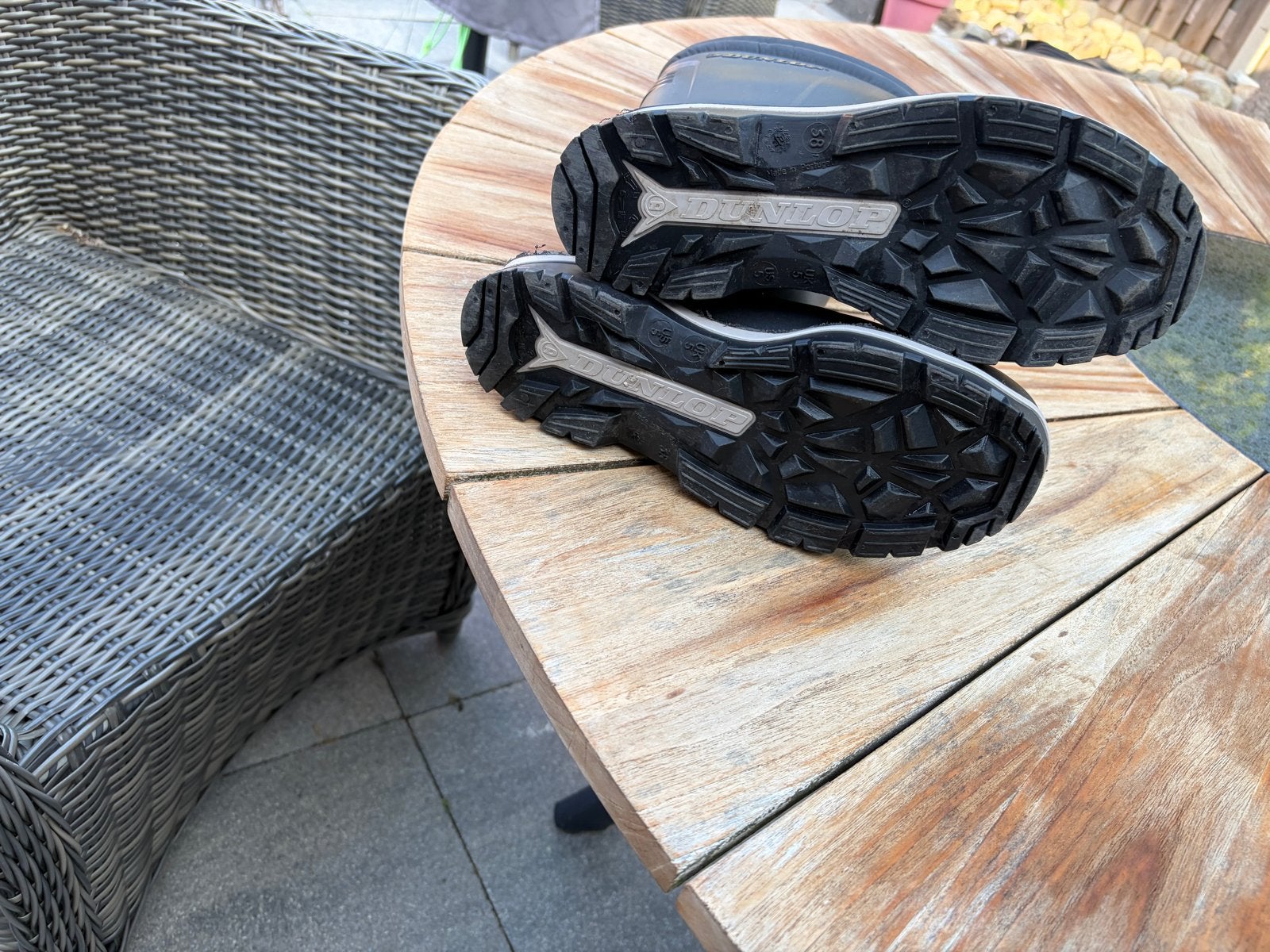 Dunlop regenlaarzen met warme voering, maat 38, Kleding | Dames, Schoenen, Ophalen, Nieuw, Zwart, Regenlaarzen