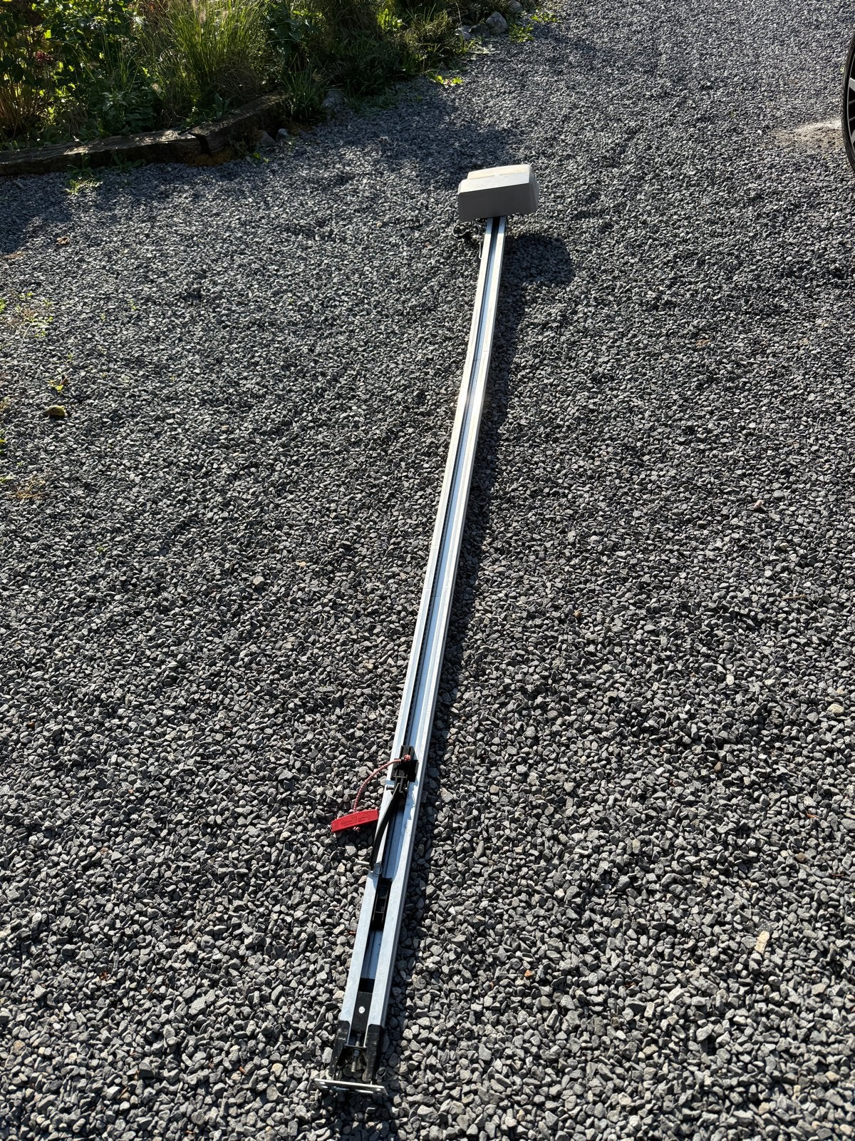 Chamberlain Powerdrive Garagedeuropener met 2 afstandsbedien, Gebruikt, Garagedeur, Ophalen of Verzenden, 120 cm of meer