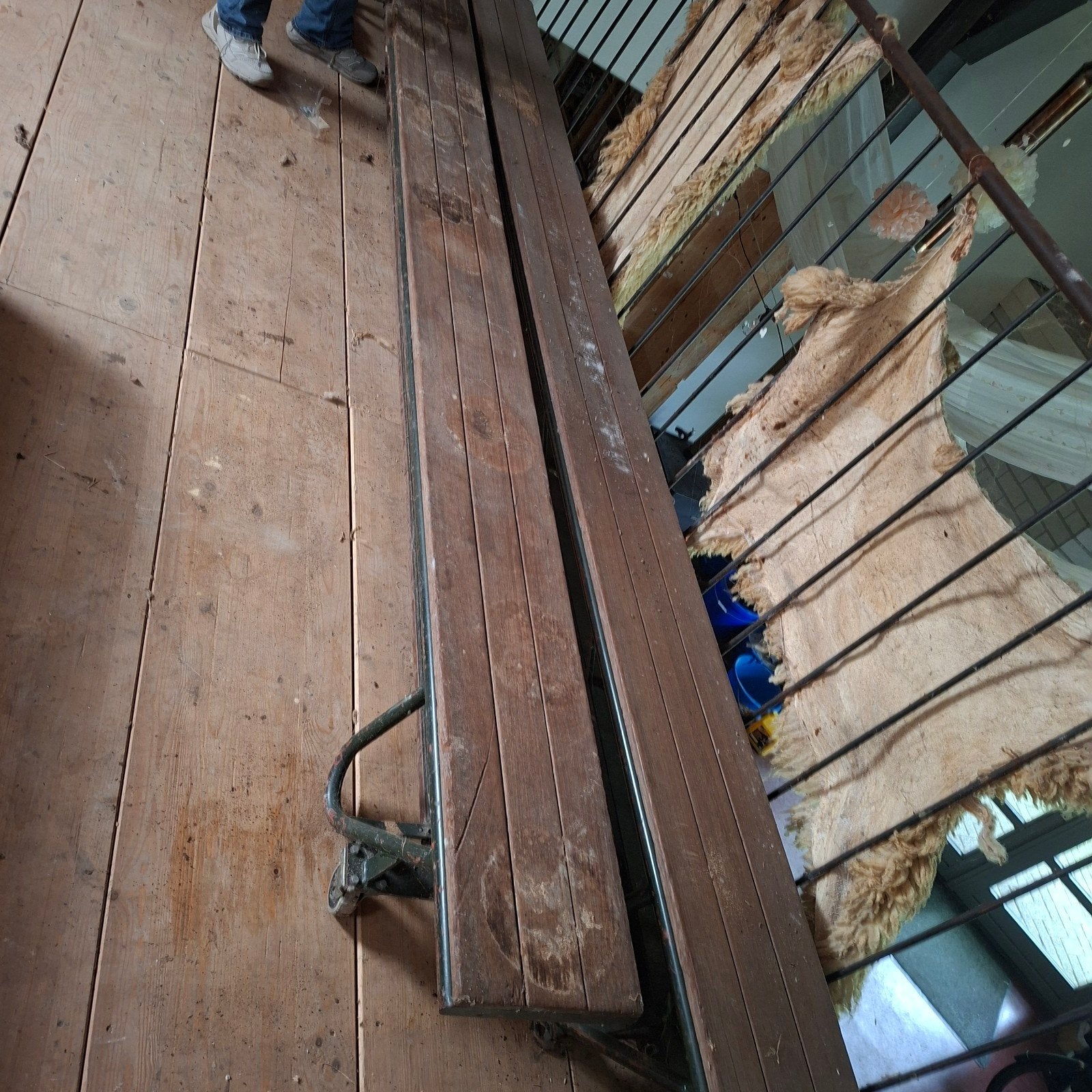 Banken gymzaal 3 mtr, Ophalen, Gebruikt, Rechthoekig, 125 cm of meer