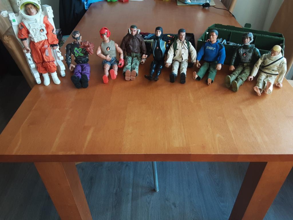 Set van 9 Action Mans met bijbehorende accesoires., Ophalen of Verzenden