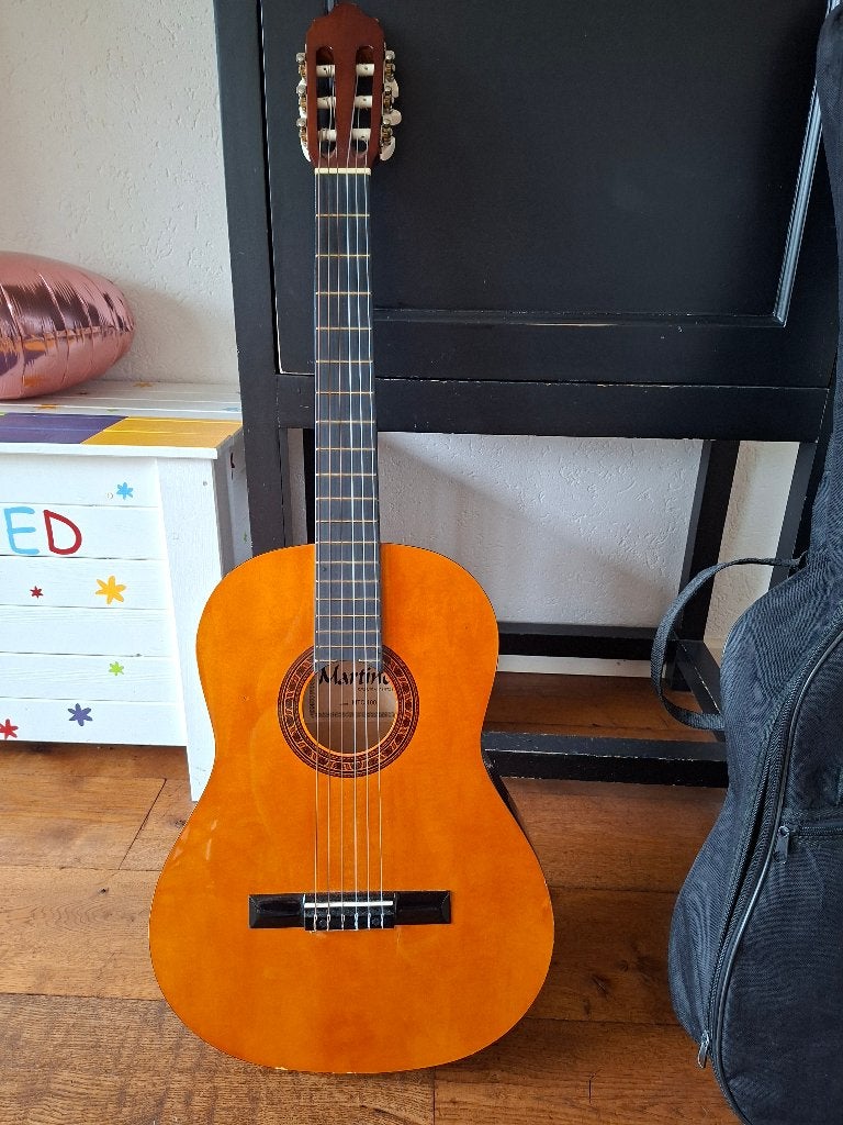 Spaanse / klassieke gitaar Martinez MTC-100, Muziek en Instrumenten, Ophalen, Gebruikt, Klassieke of Spaanse gitaar
