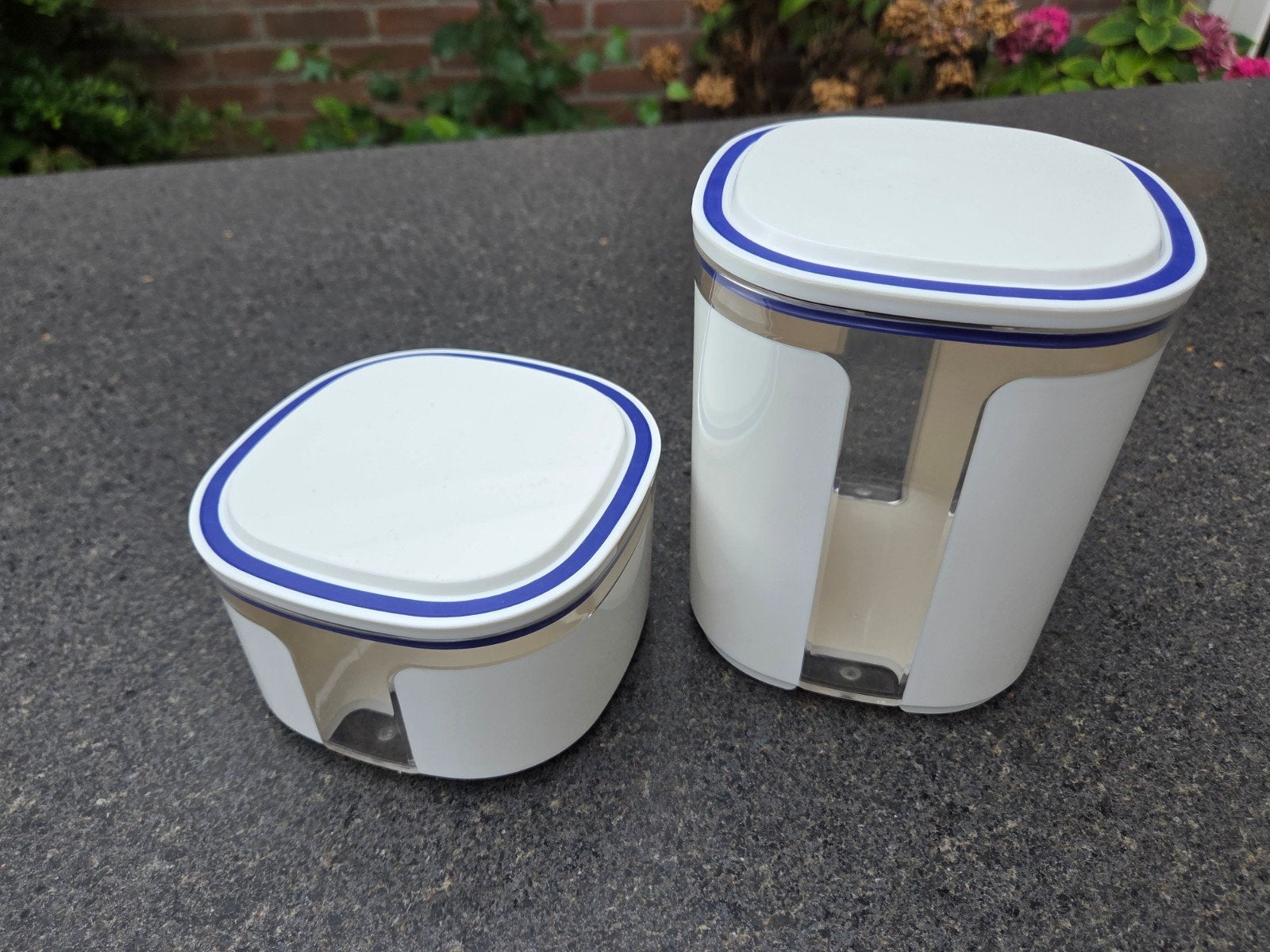 Tupperware Bewaardozen Set - 0.7L en 1.5L, Gebruikt, Bewaardoos, Wit, Ophalen of Verzenden