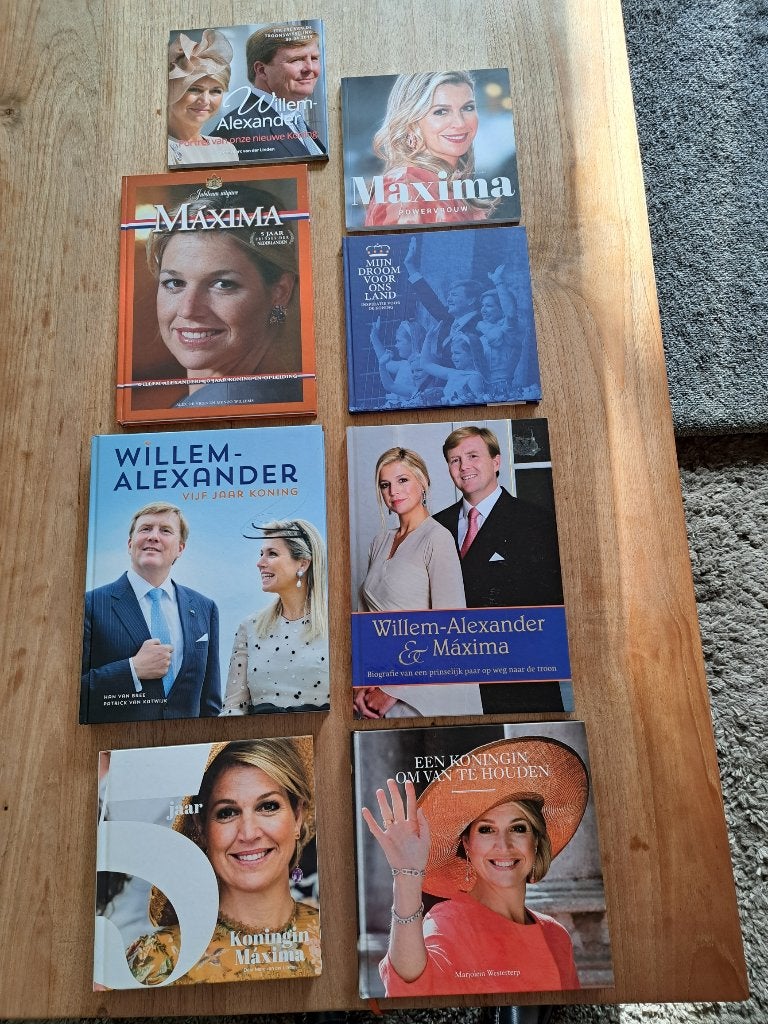 8 koninglijkhuis boeken, Ophalen of Verzenden, Zo goed als nieuw, Overige