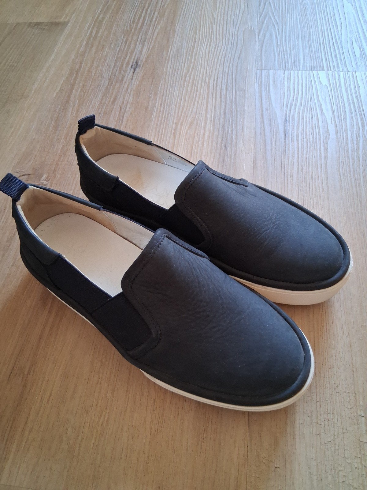 Hogan donkerblauw  instappers - Maat 37, Kleding | Dames, Schoenen, Ophalen of Verzenden, Zo goed als nieuw, Blauw, Instappers
