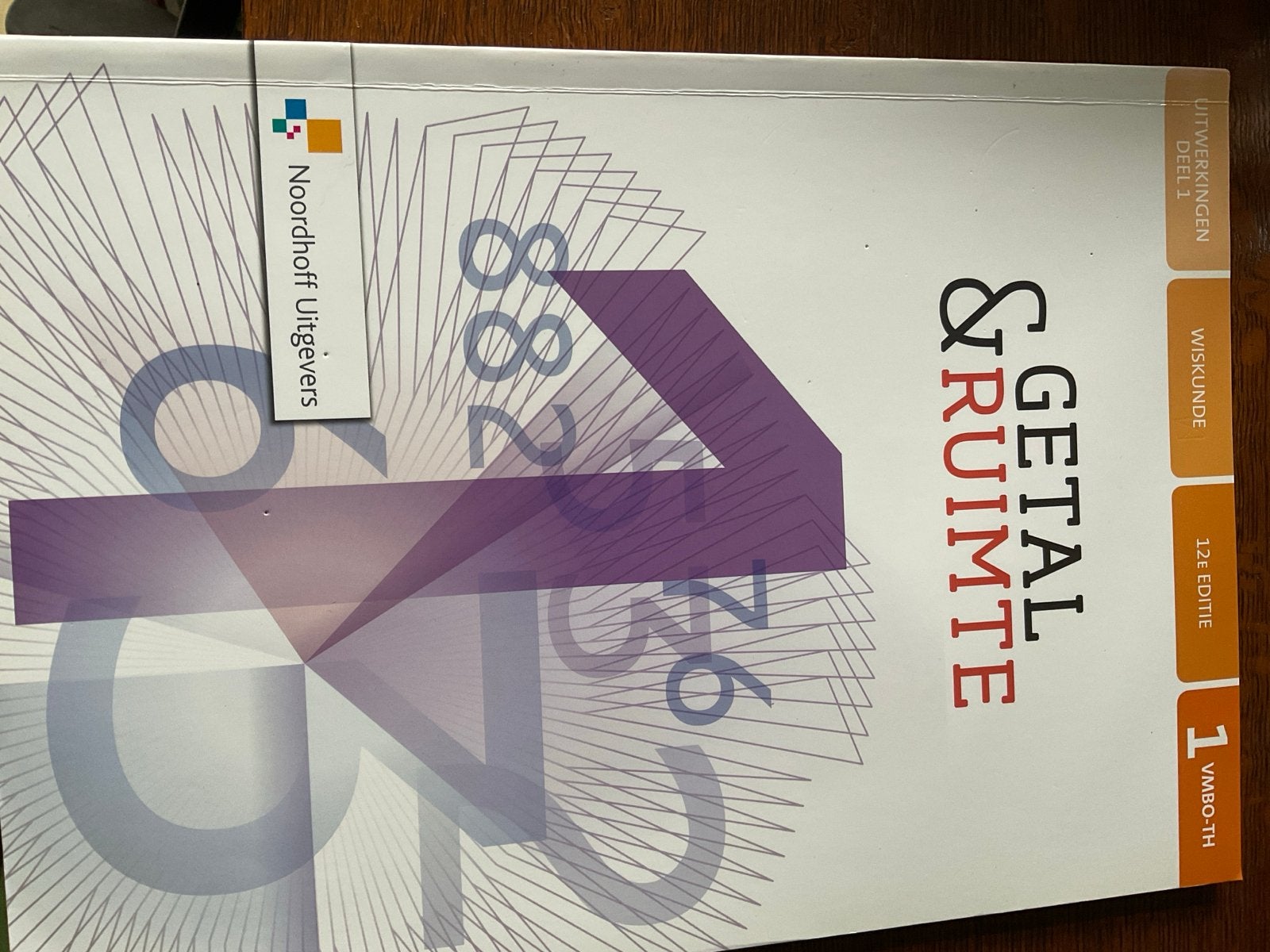 Uitwerkingen Getal & Ruimte Wiskunde VMBO-TH deel 1, Ophalen of Verzenden, Nieuw, VMBO, Wiskunde A