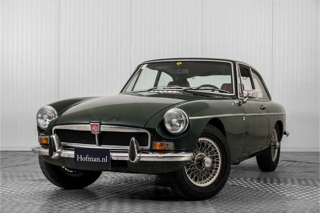 MG BGT MGBGT stalen dashbord . (bj 1973), Auto's, MG, 101 pk, Gebruikt, Overige modellen, 4 cilinders