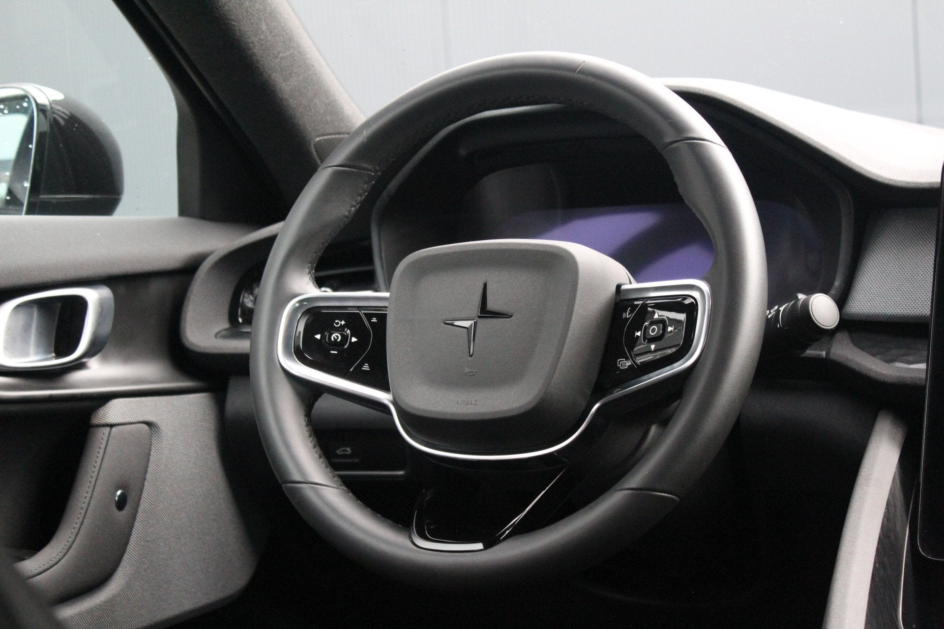 Polestar 2 Long Range Single Motor 82 kWh | Incl. 12 maanden, Auto's, Polestar, Automaat, Gebruikt, 82 kWh, Zwart