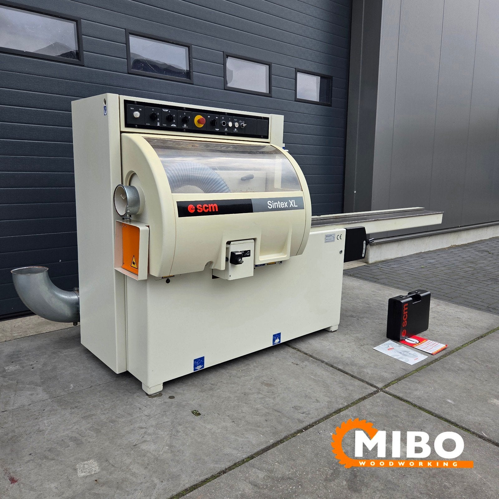 SCM Vierzijdige schaafbank ** 4zijdige schaafmachine compact, Ophalen of Verzenden, Zo goed als nieuw, Elektrisch