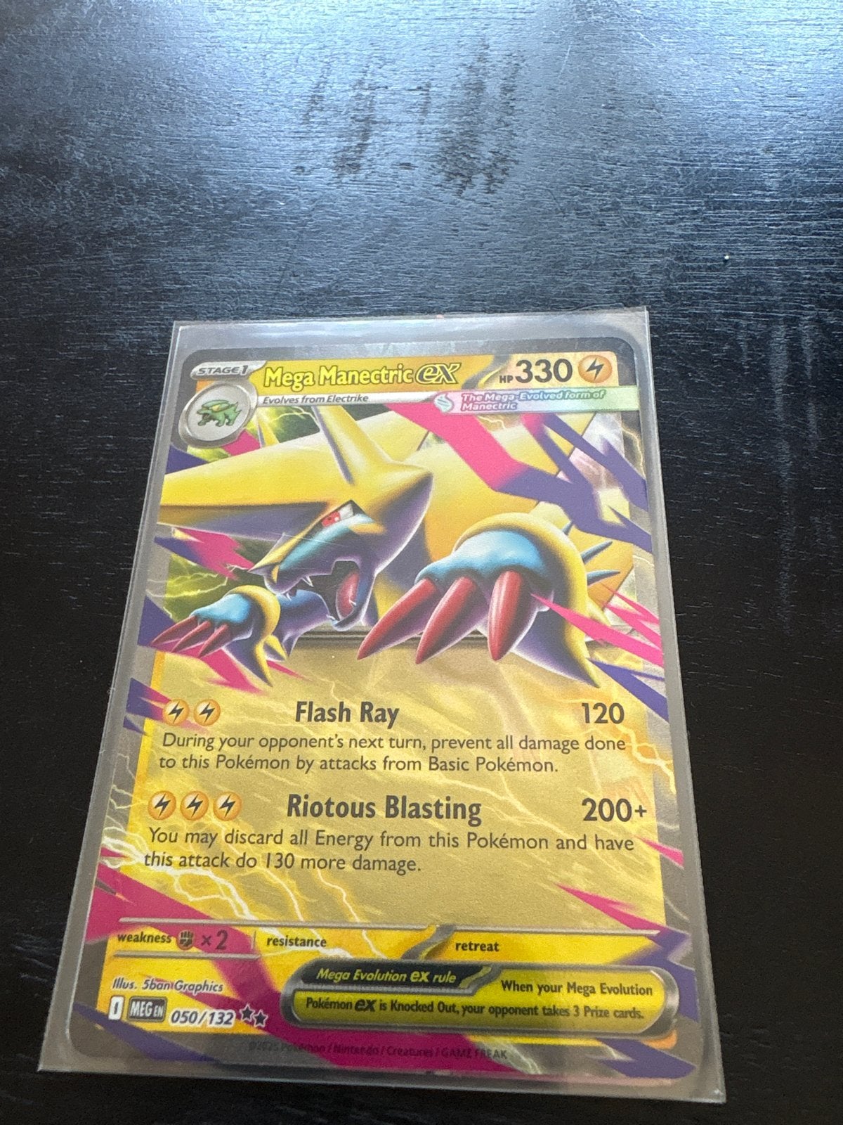 Mega Manectric EX Pokémon Kaart - 050/132, Ophalen of Verzenden, Zo goed als nieuw, Losse kaart