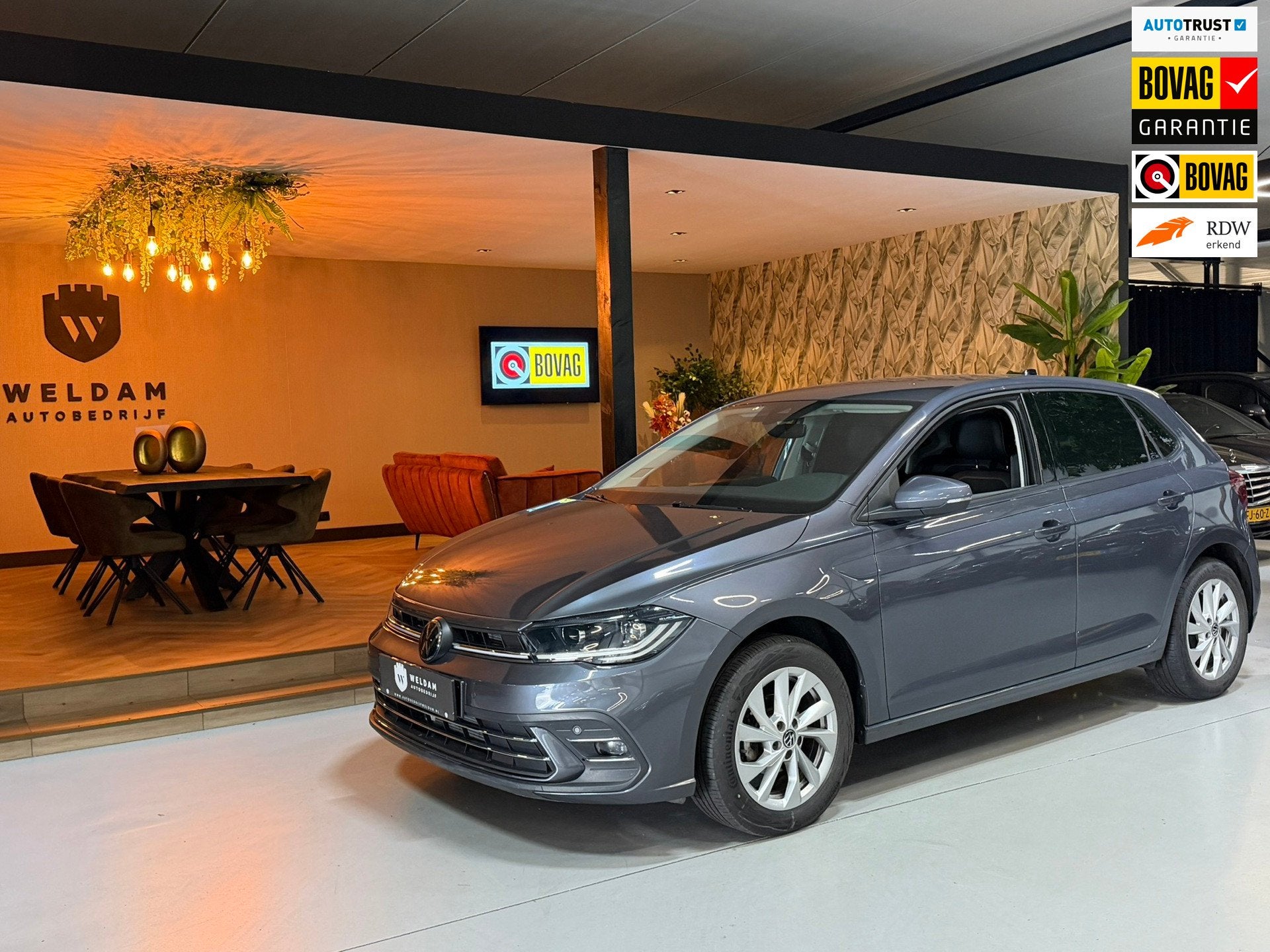 Volkswagen Polo 1.0 TSI Style|IQ.Light|Carplay|Virtual Cockp, Gebruikt, 95 pk, Met garantie (alle), 1096 kg