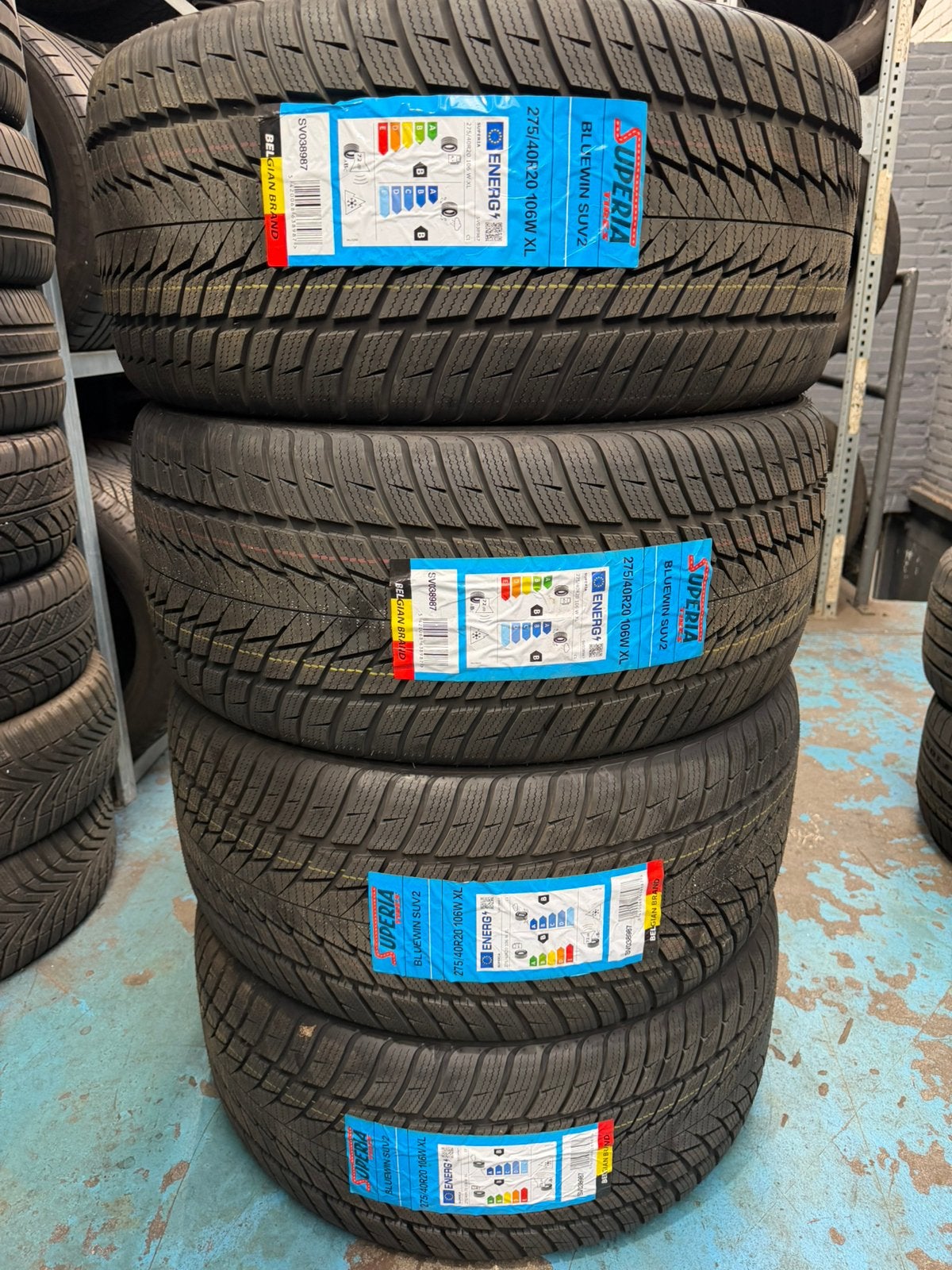 275/40 R20 Superia Winterbanden – Nieuw, 275 mm, Nieuw, Band(en), 20 inch
